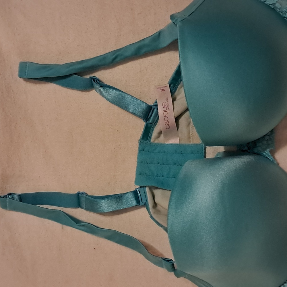 EUC CACIQUE BRA 38C Smooth Turquoise Underwire Light Padding Lace Back